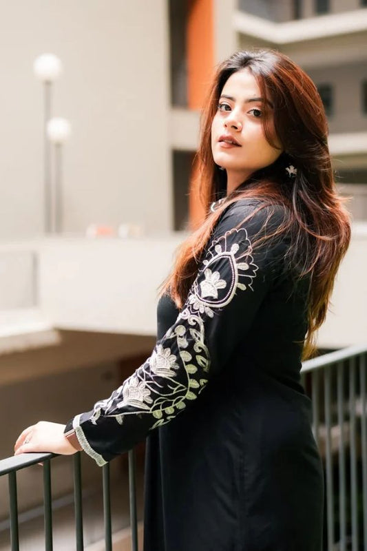 NAGHMA EMBROIDED 2PC