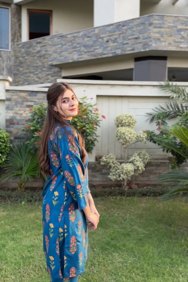 FLORA FLOWER PRINT 2PCS STITCHED