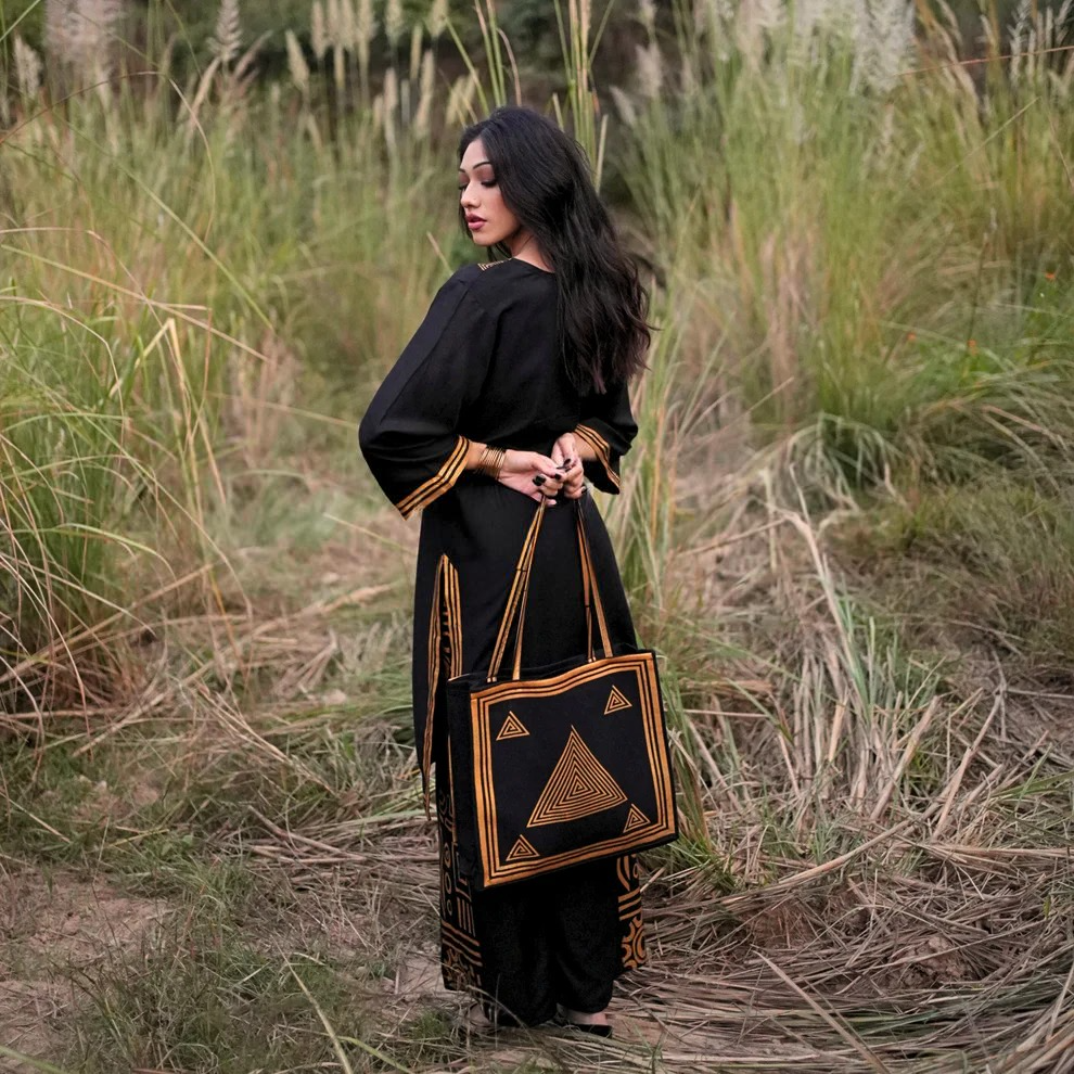 ARCANE THREADS Winter Wear with Bag