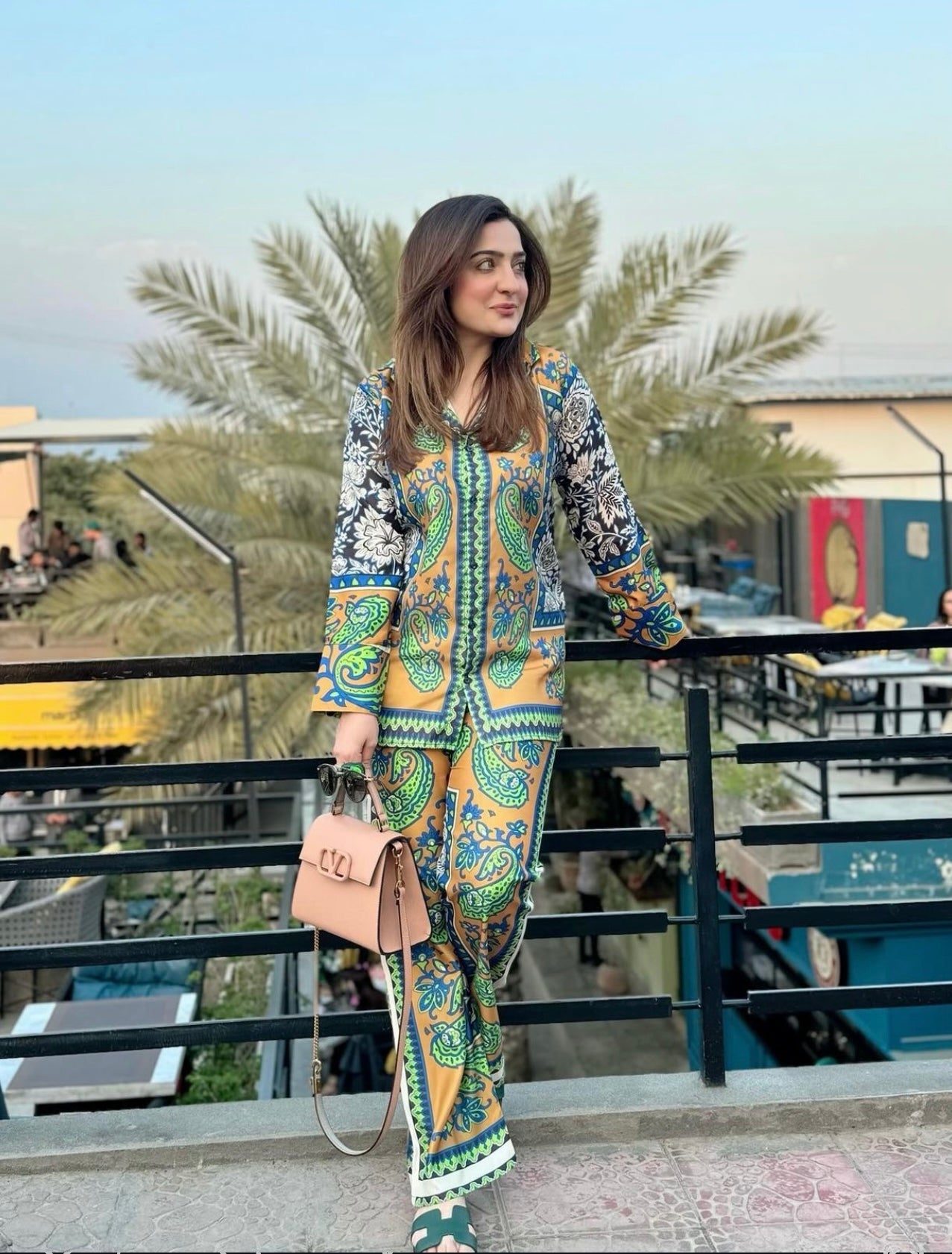 LILLY 2PC